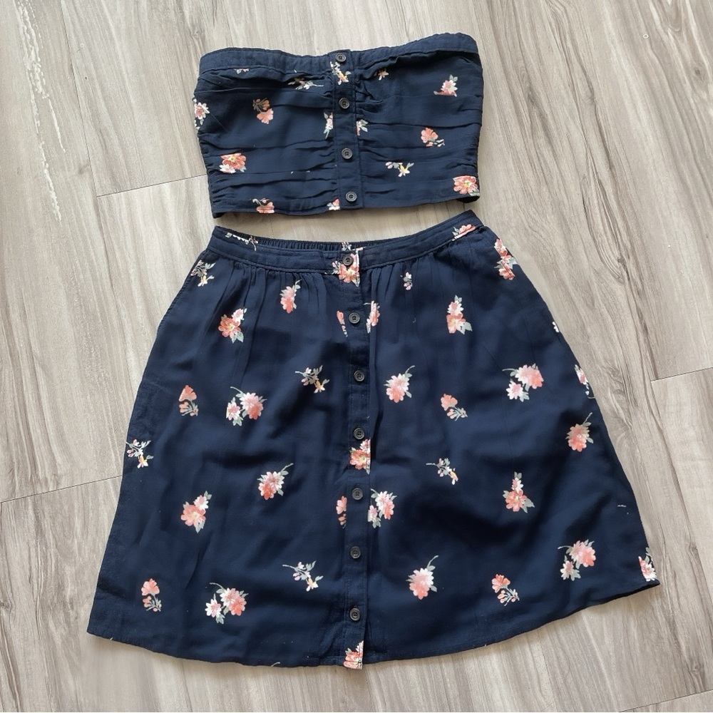 Two Piece Set